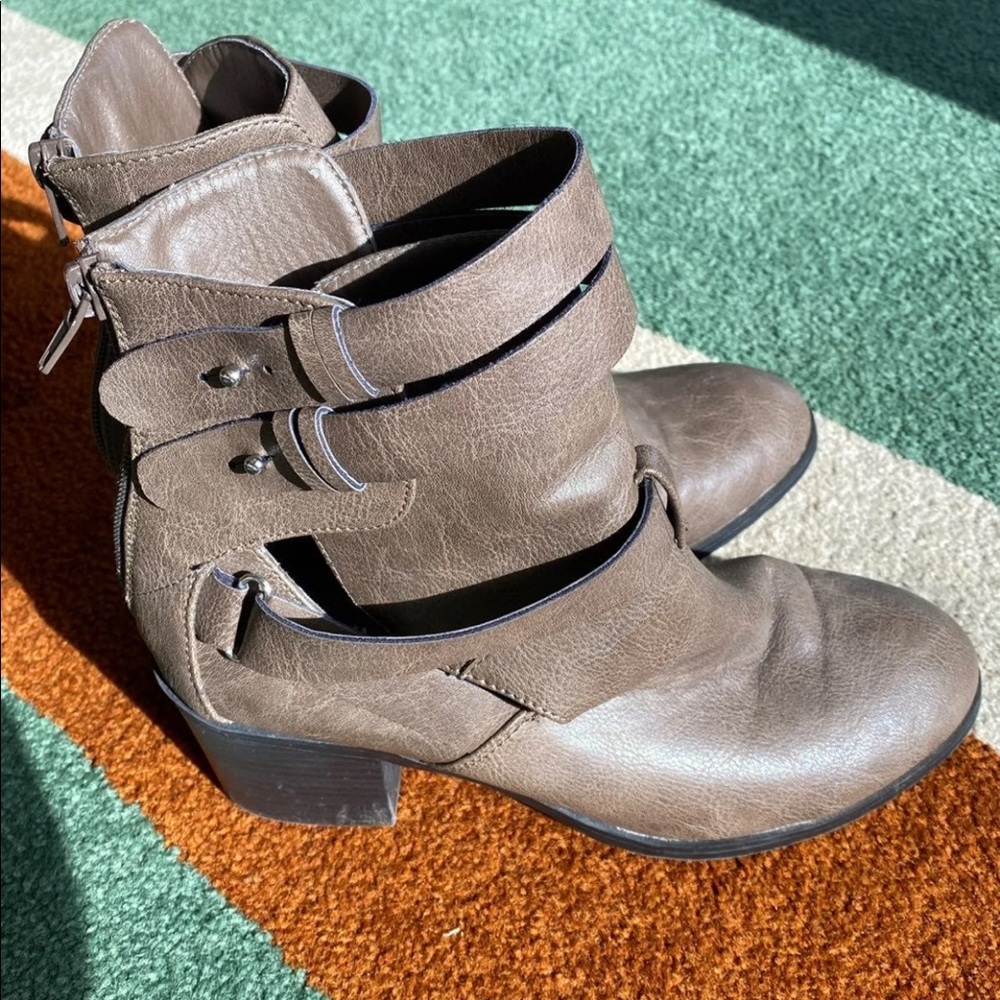 booties size 10